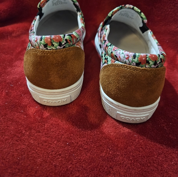 Coach Women Slip-on Leather Shoes-Size 7-Multi Color Animal & Floral Print - Picture 3 of 9